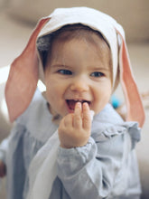 Load image into Gallery viewer, Bunny bonnet