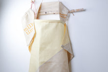 Load image into Gallery viewer, Nursing cover